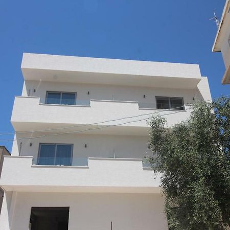Hill'S Residence Sarandë Buitenkant foto